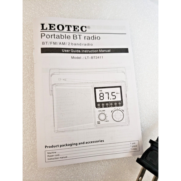 Portable AM FM Radio. Battery Operated or AC Power. BIG. Bluetooth / Audio Jack - Picture 16 of 16